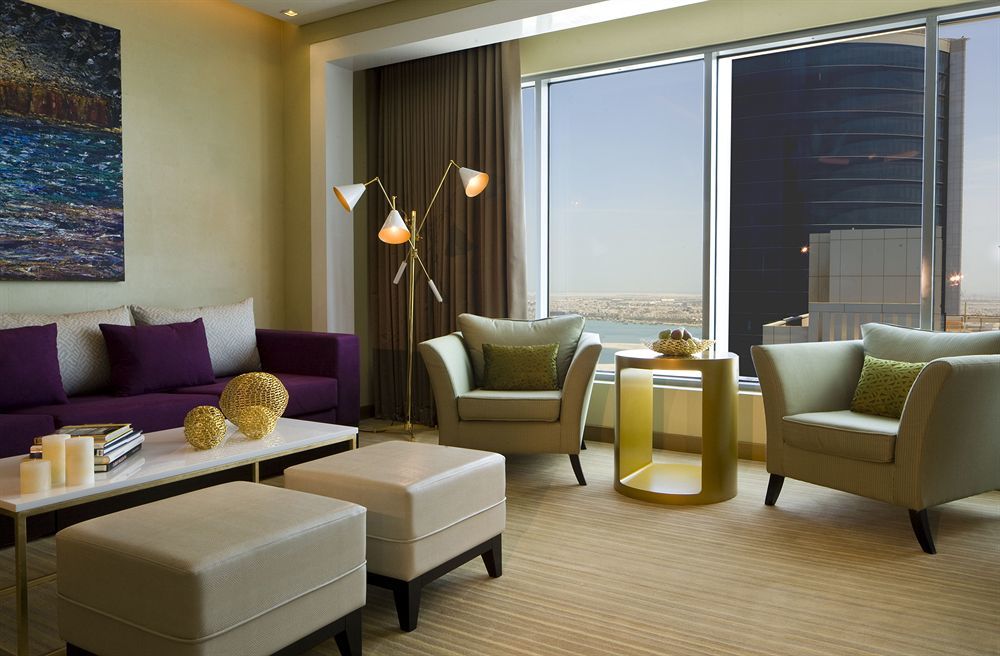 The Domain Bahrain Hotel And Spa - Adults Friendly 16 Years Plus Manama Eksteriør billede A living room at the Ritz-Carlton, DIFC